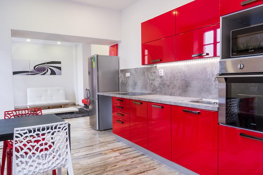 Guesthouse Zlaty Hrozen เชสกาลีปา ภายนอก รูปภาพ